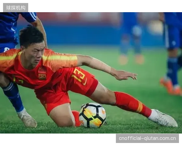 伊拉克队需特别注意对乌兹别克斯坦的角球防守，尤其是对其后点头球的限制。